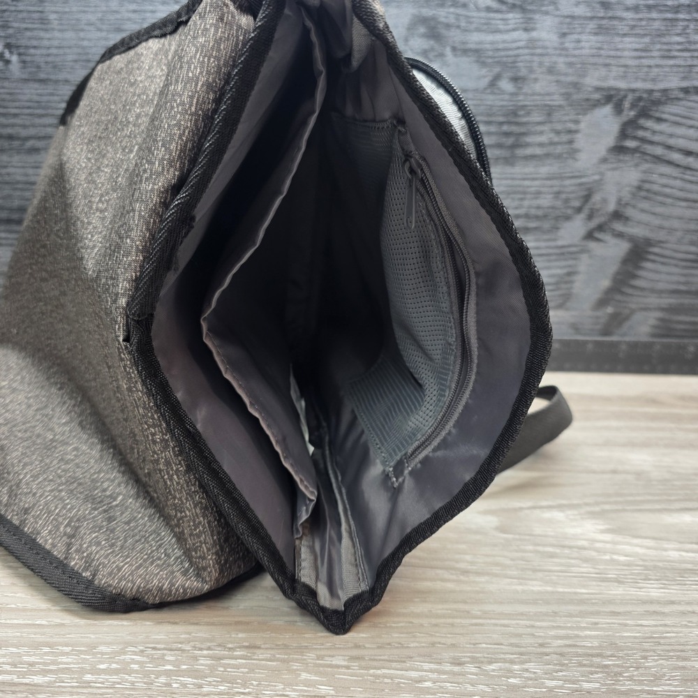 Eddie Bauer Connect Tech Bag Pre-Owned - Picture 6 of 8